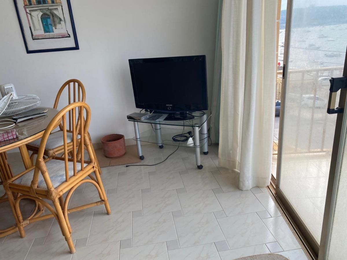 Sea Front Apartment At Mellieha Bay, Malta! Luaran gambar